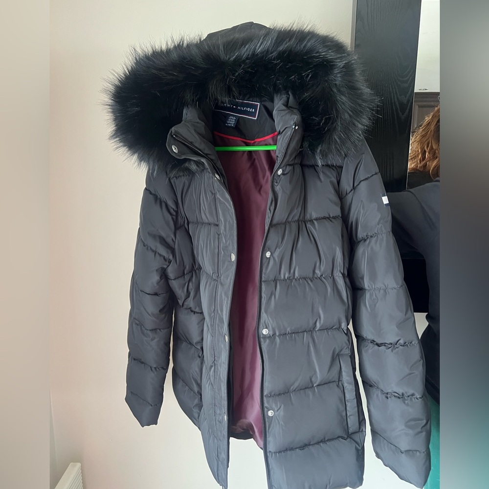 Tommy Hilfiger Black Puffer Jacket with Faux Fur Hood